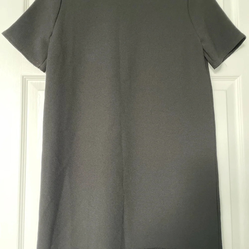 Peach Royal black short dress size small - Picture 4 of 5